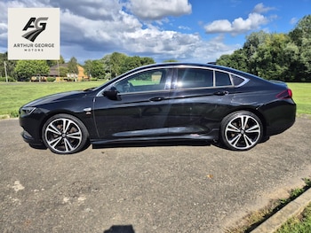 Used Vauxhall Insignia 2017 for sale - 78835323: Photo