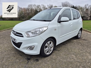 Used Hyundai i10 2013 for sale - 77934606: Photo