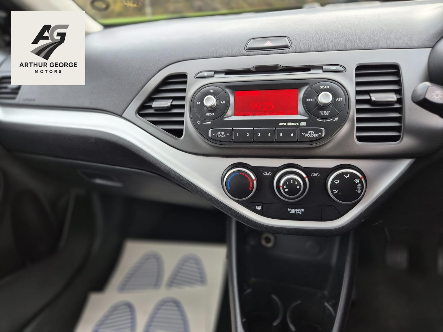 Used Kia Picanto 2012 for sale - 76807344: Photo 25