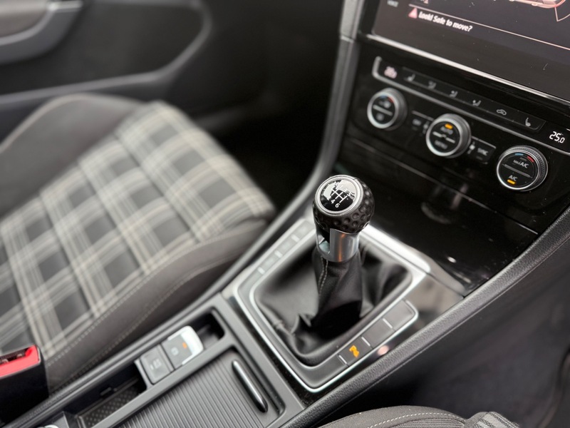 Used Volkswagen Golf 2017 for sale - 77452689: Photo 15