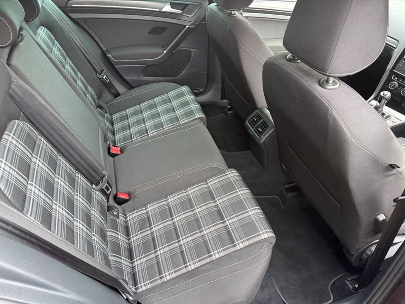 Used Volkswagen Golf 2017 for sale - 77452689: Photo 20