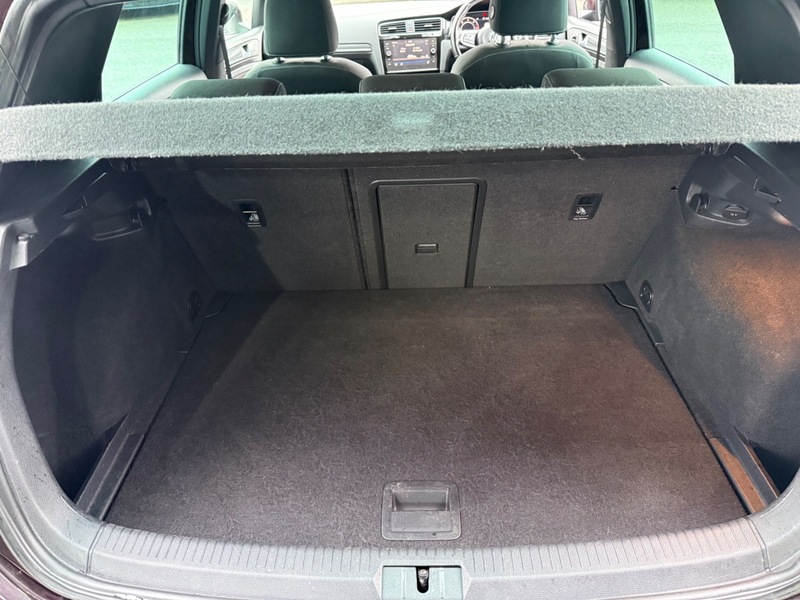 Used Volkswagen Golf 2017 for sale - 77452689: Photo 22