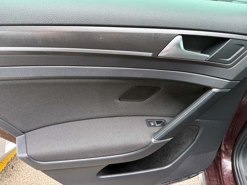 Used Volkswagen Golf 2017 for sale - 77452689: Photo 24