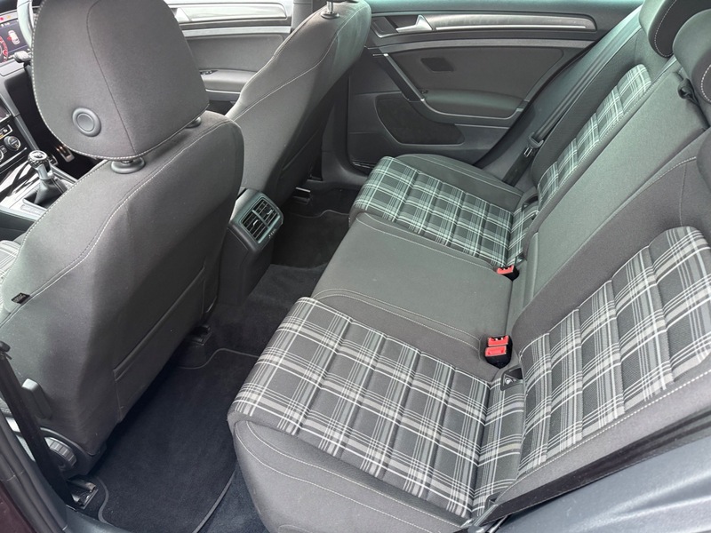 Used Volkswagen Golf 2017 for sale - 77452689: Photo 25