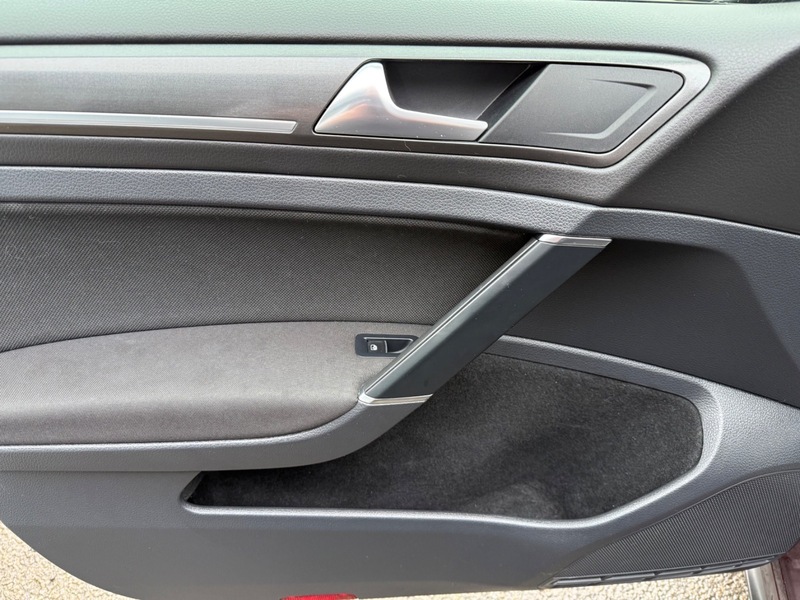 Used Volkswagen Golf 2017 for sale - 77452689: Photo 27