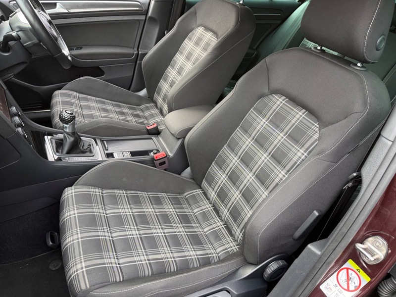 Used Volkswagen Golf 2017 for sale - 77452689: Photo 29