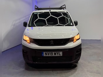 Used Peugeot Partner 2019 for sale - 77792645: Photo