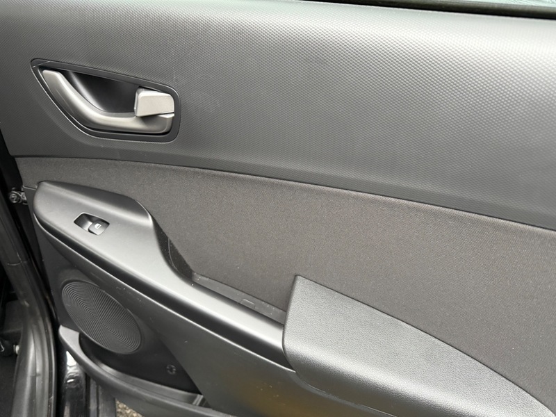 Used Hyundai KONA 2018 for sale - 77370340: Photo 17