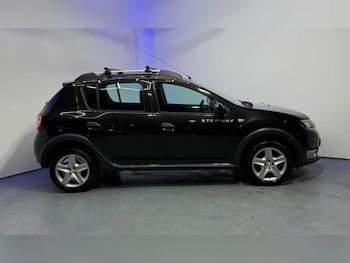 Used Dacia Sandero 2016 for sale - 79450679: Photo