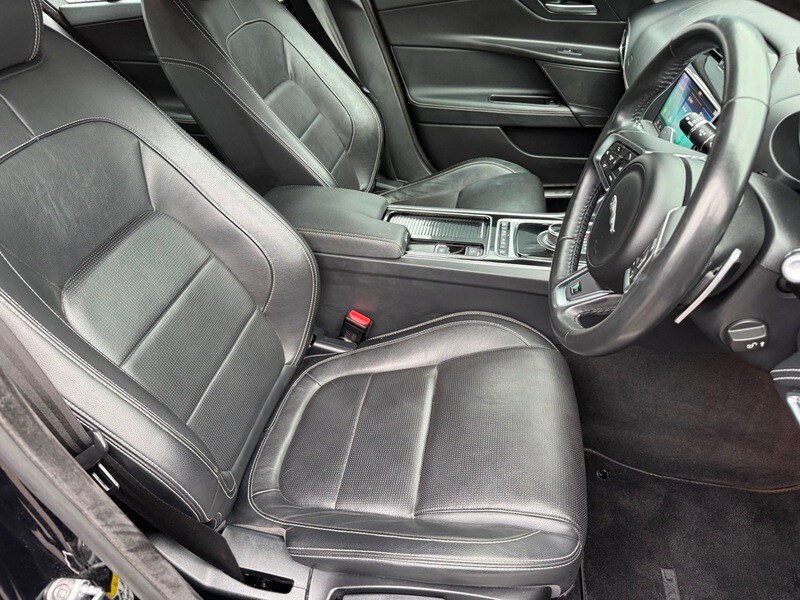 Used Jaguar XE 2019 for sale - 77452705: Photo 10