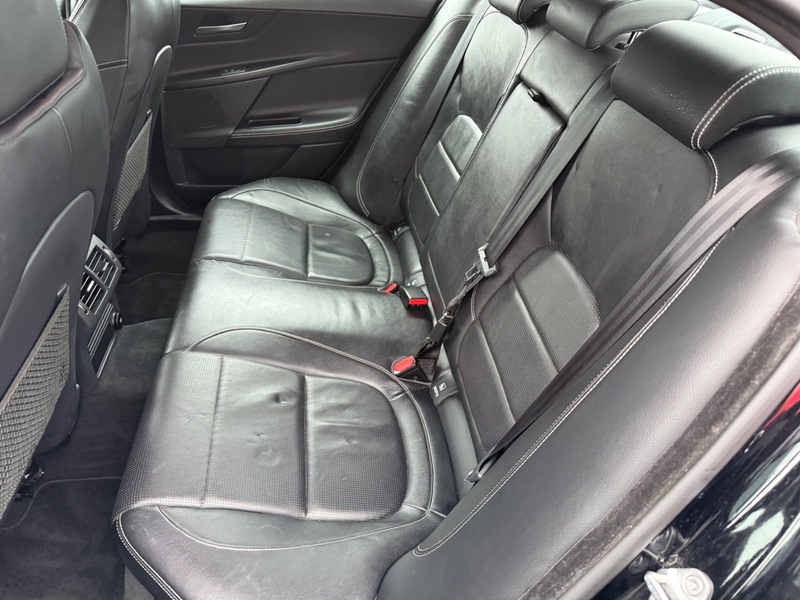 Used Jaguar XE 2019 for sale - 77452705: Photo 25