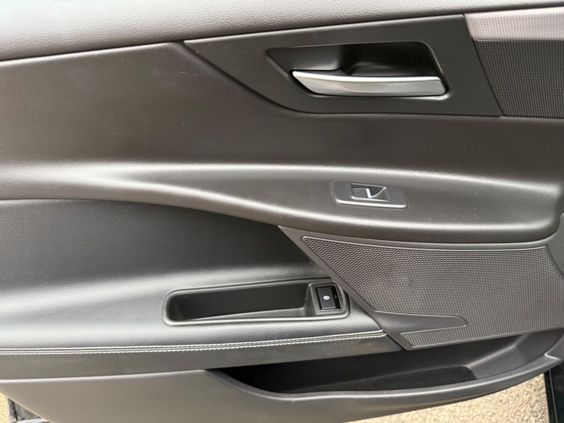 Used Jaguar XE 2019 for sale - 77452705: Photo 30