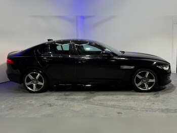 Used Jaguar XE 2019 for sale - 77452705: Photo