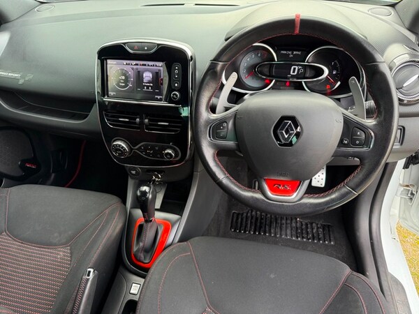 Used Renault Clio 2013 for sale - 76236335: Photo 10