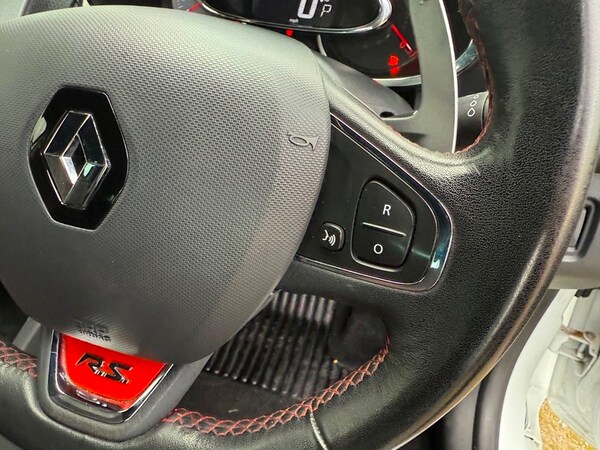 Used Renault Clio 2013 for sale - 76236335: Photo 12