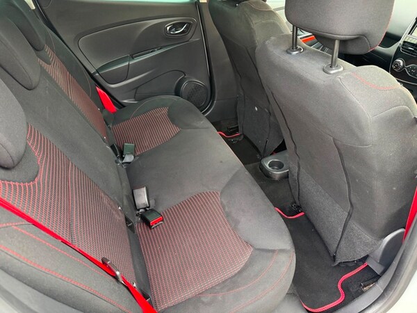 Used Renault Clio 2013 for sale - 76236335: Photo 18