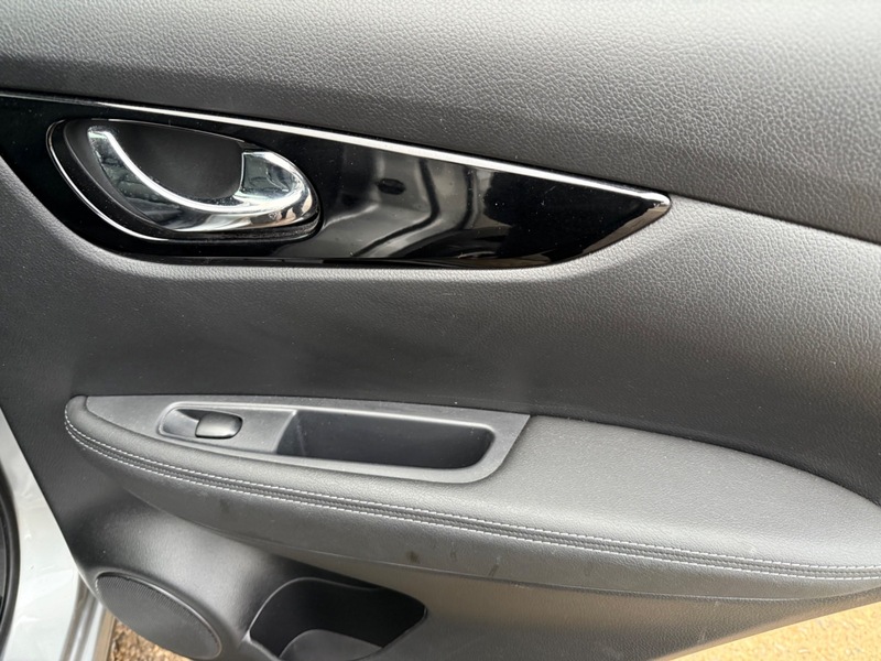 Used Nissan Qashqai 2017 for sale - 76934978: Photo 21