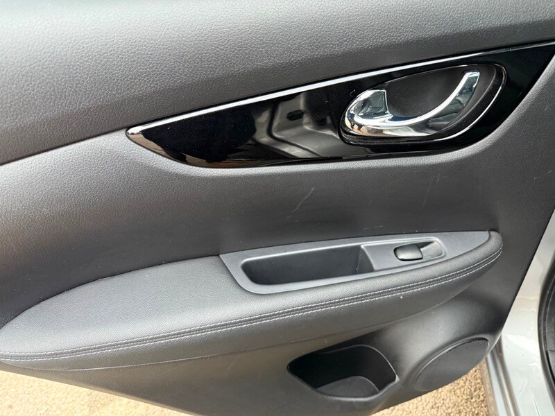 Used Nissan Qashqai 2017 for sale - 76934978: Photo 28