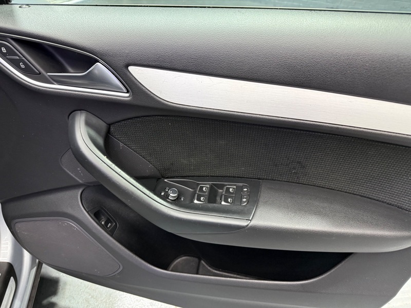 Used Audi Q3 2015 for sale - 76836730: Photo 18