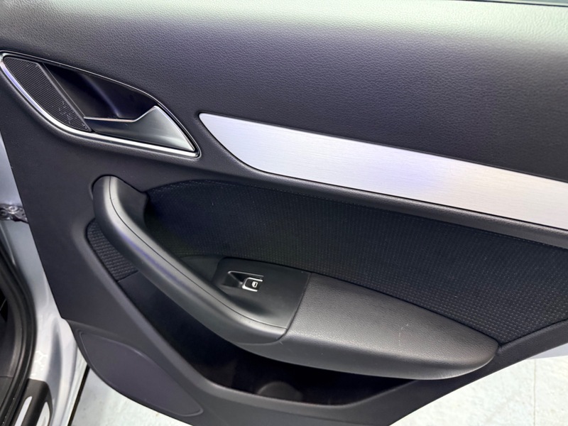 Used Audi Q3 2015 for sale - 76836730: Photo 19