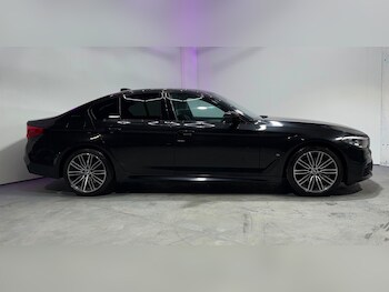 Used BMW 5 Series 2018 for sale - 77572434: Photo