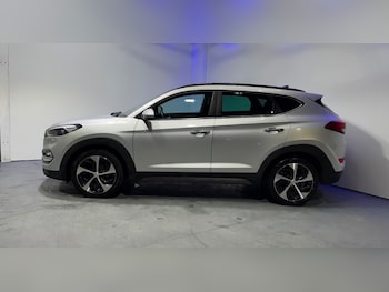 Used Hyundai TUCSON 2015 for sale - 78300081: Photo