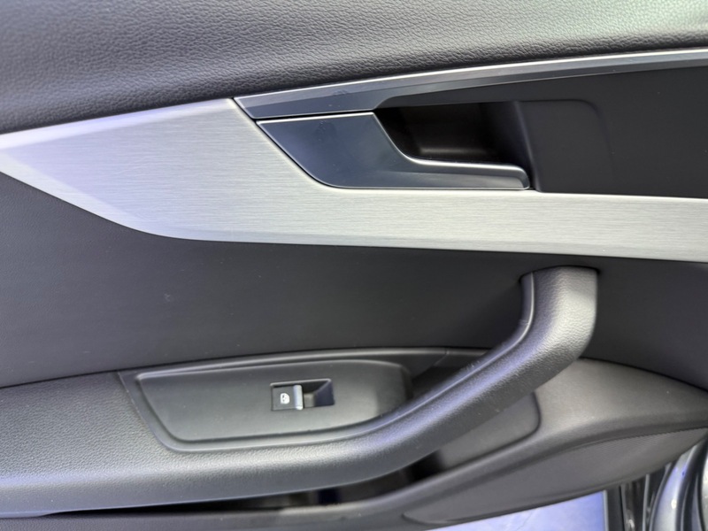 Used Audi A4 2016 for sale - 76256933: Photo 30