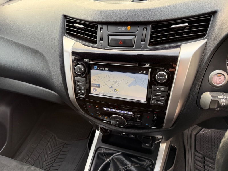 Used Nissan Navara 2018 for sale - 77162072: Photo 13