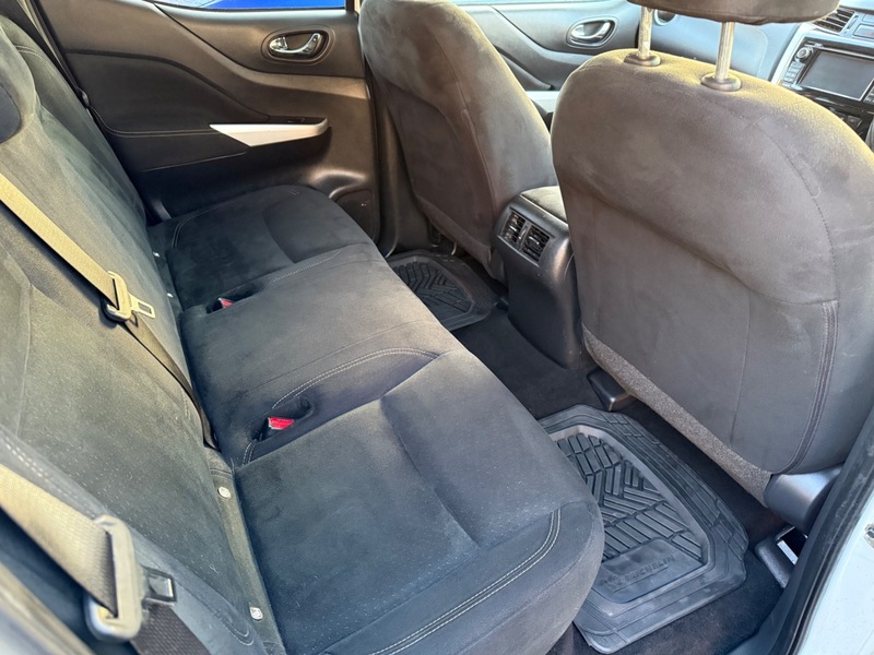 Used Nissan Navara 2018 for sale - 77162072: Photo 24
