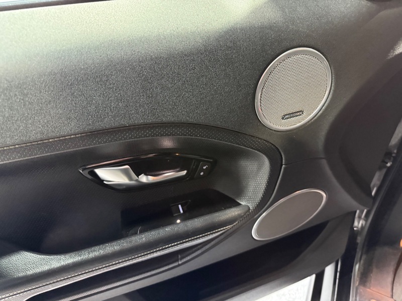 Used Land Rover Range Rover Evoque 2012 for sale - 76323860: Photo 25