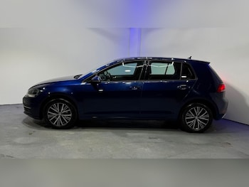 Used Volkswagen Golf 2018 for sale - 78598861: Photo