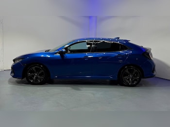 Used Honda Civic 2019 for sale - 75802738: Photo