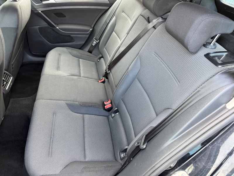 Used Volkswagen Golf 2017 for sale - 77535609: Photo 25