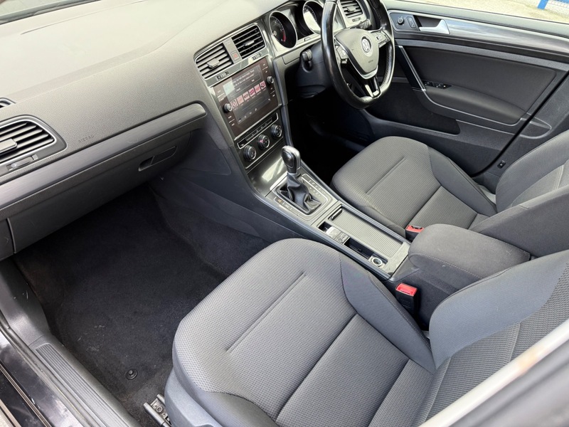 Used Volkswagen Golf 2017 for sale - 77535609: Photo 27