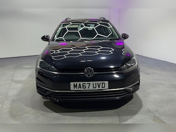 Used Volkswagen Golf 2017 for sale - 77535609: Photo