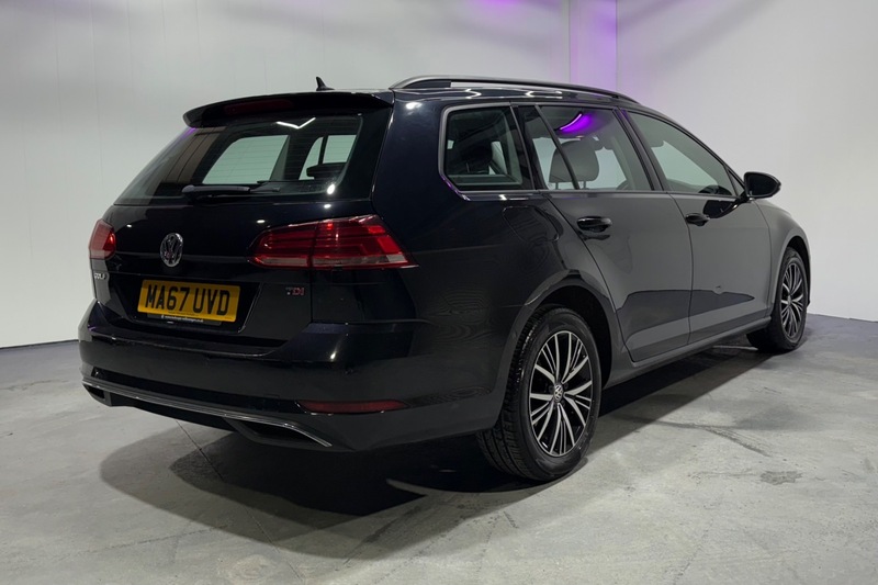 Used Volkswagen Golf 2017 for sale - 77535609: Photo 6