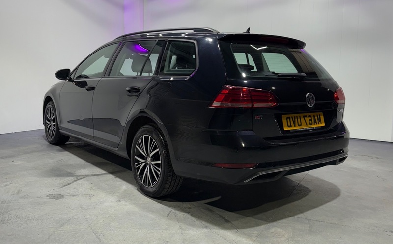 Used Volkswagen Golf 2017 for sale - 77535609: Photo 8