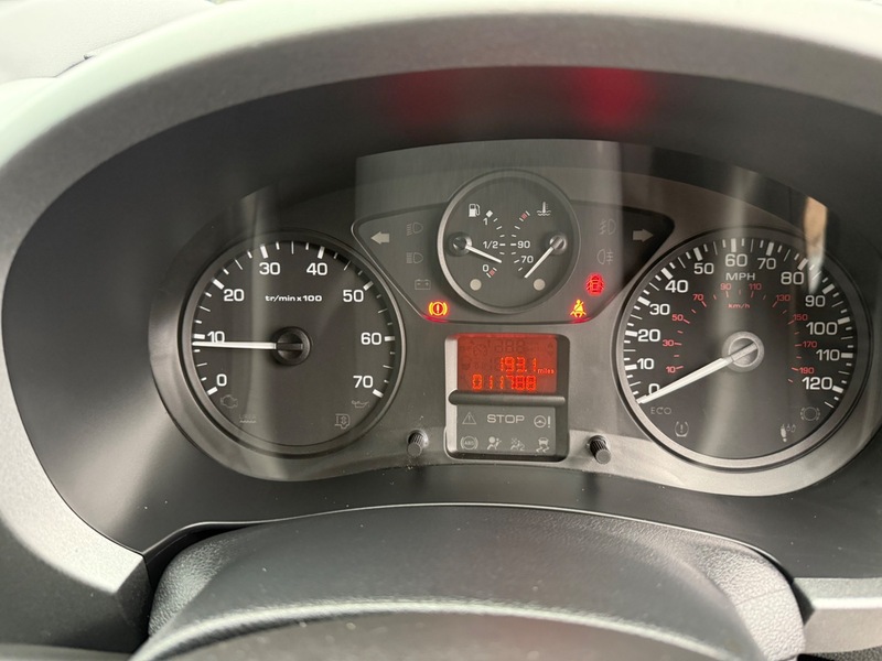 Used Peugeot Partner 2017 for sale - 76559677: Photo 15