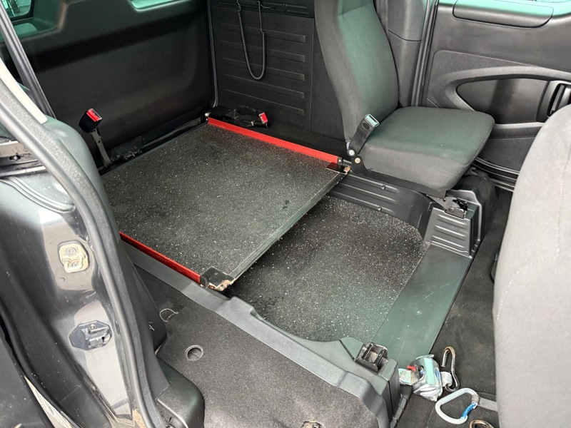 Used Peugeot Partner 2017 for sale - 76559677: Photo 16