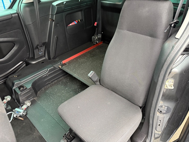 Used Peugeot Partner 2017 for sale - 76559677: Photo 24