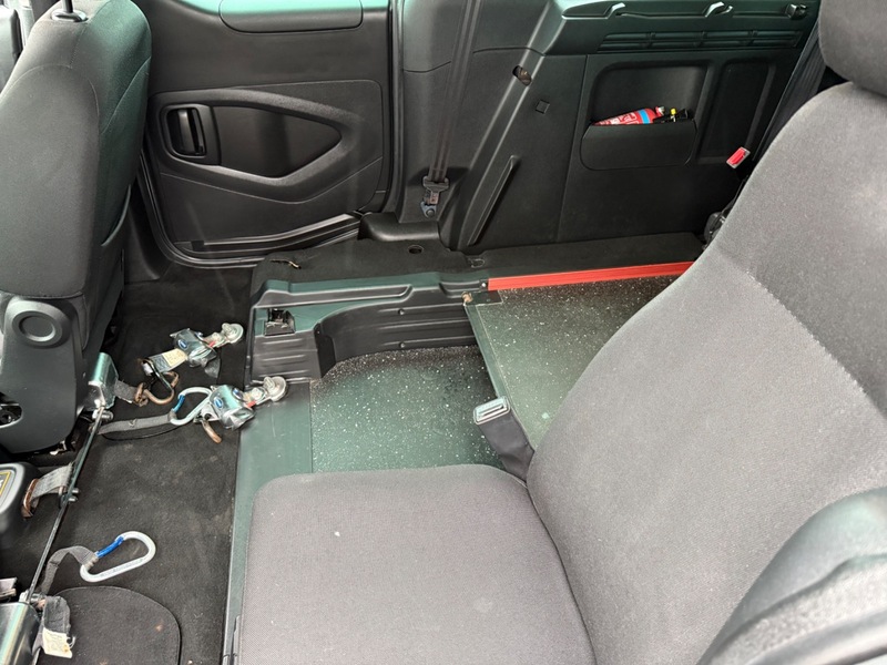 Used Peugeot Partner 2017 for sale - 76559677: Photo 25