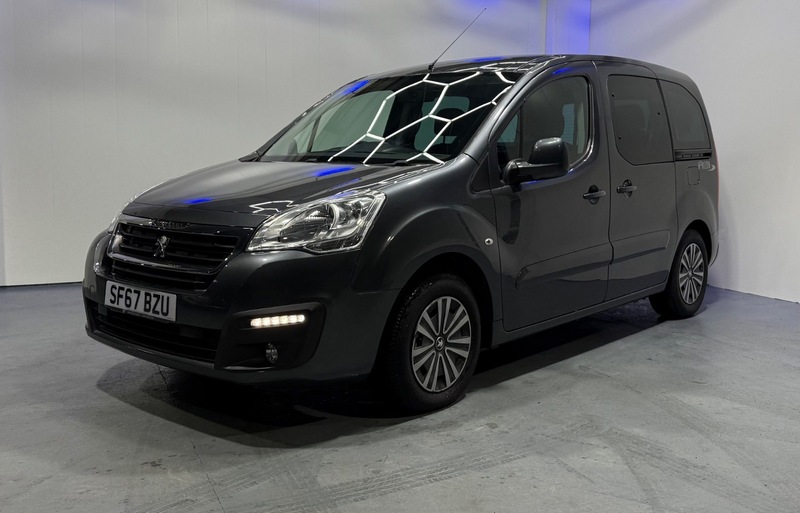 Used Peugeot Partner 2017 for sale - 76559677: Photo 3