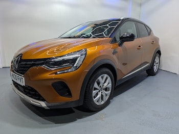 Used Renault Captur 2020 for sale - 78997117: Photo