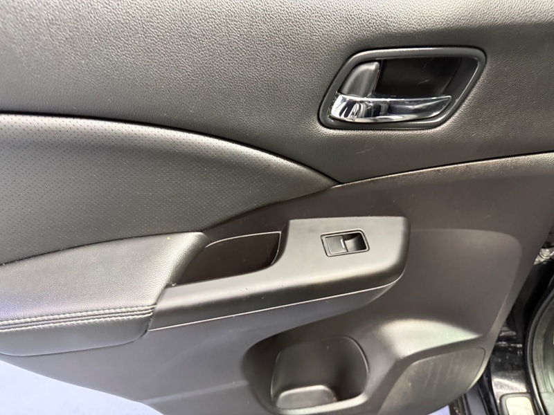 Used Honda CR-V 2015 for sale - 77342396: Photo 24
