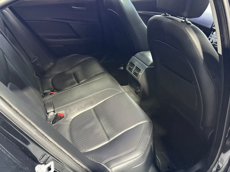 Used Jaguar XE 2017 for sale - 77213186: Photo 18