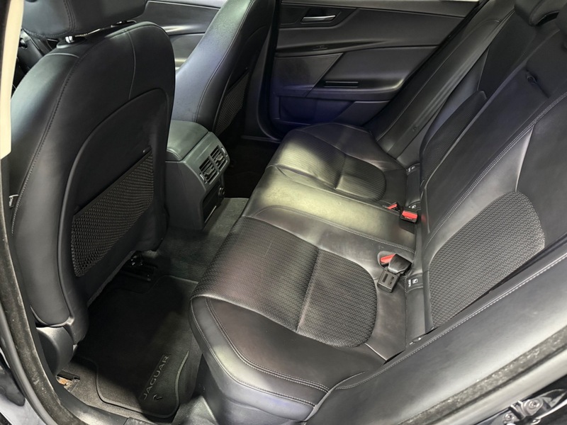 Used Jaguar XE 2017 for sale - 77213186: Photo 22