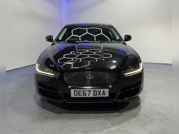 Used Jaguar XE 2017 for sale - 77213186: Photo