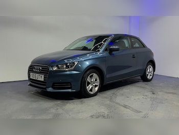 Used Audi A1 2015 for sale - 77766089: Photo