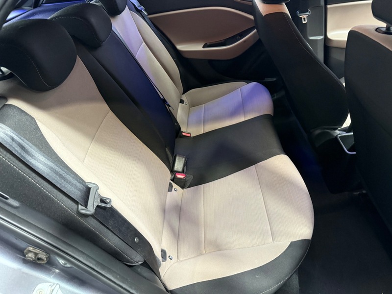 Used Hyundai i20 2015 for sale - 76836734: Photo 16