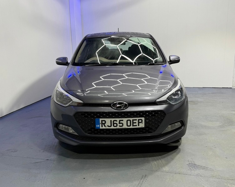 Used Hyundai i20 2015 for sale - 76836734: Photo 2